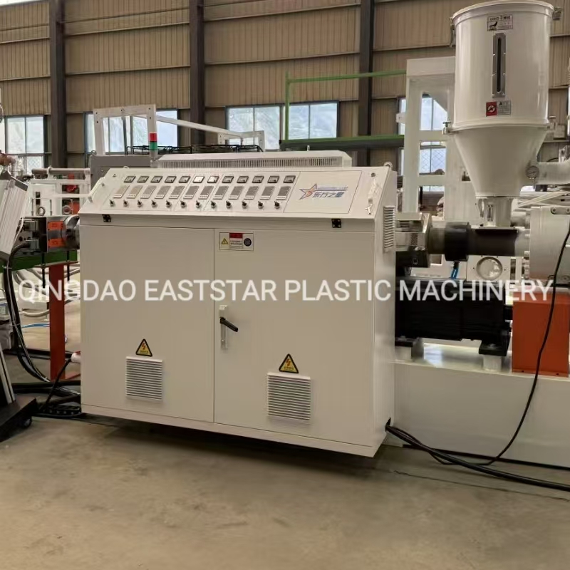 Goi-mailako bat-bi PVC Waterline Hodien Ekoizpen Lineak Abeltzaintzako industria ahalbidetzen du