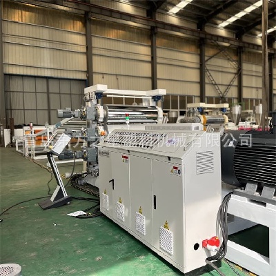 Xafla malguaren fabrikazioa: SPVC xafla malguaren ekoizpen-lerro profesionalak abeltzaintza eta eraikuntzako materialen garapen modernoa ahalbidetzen du