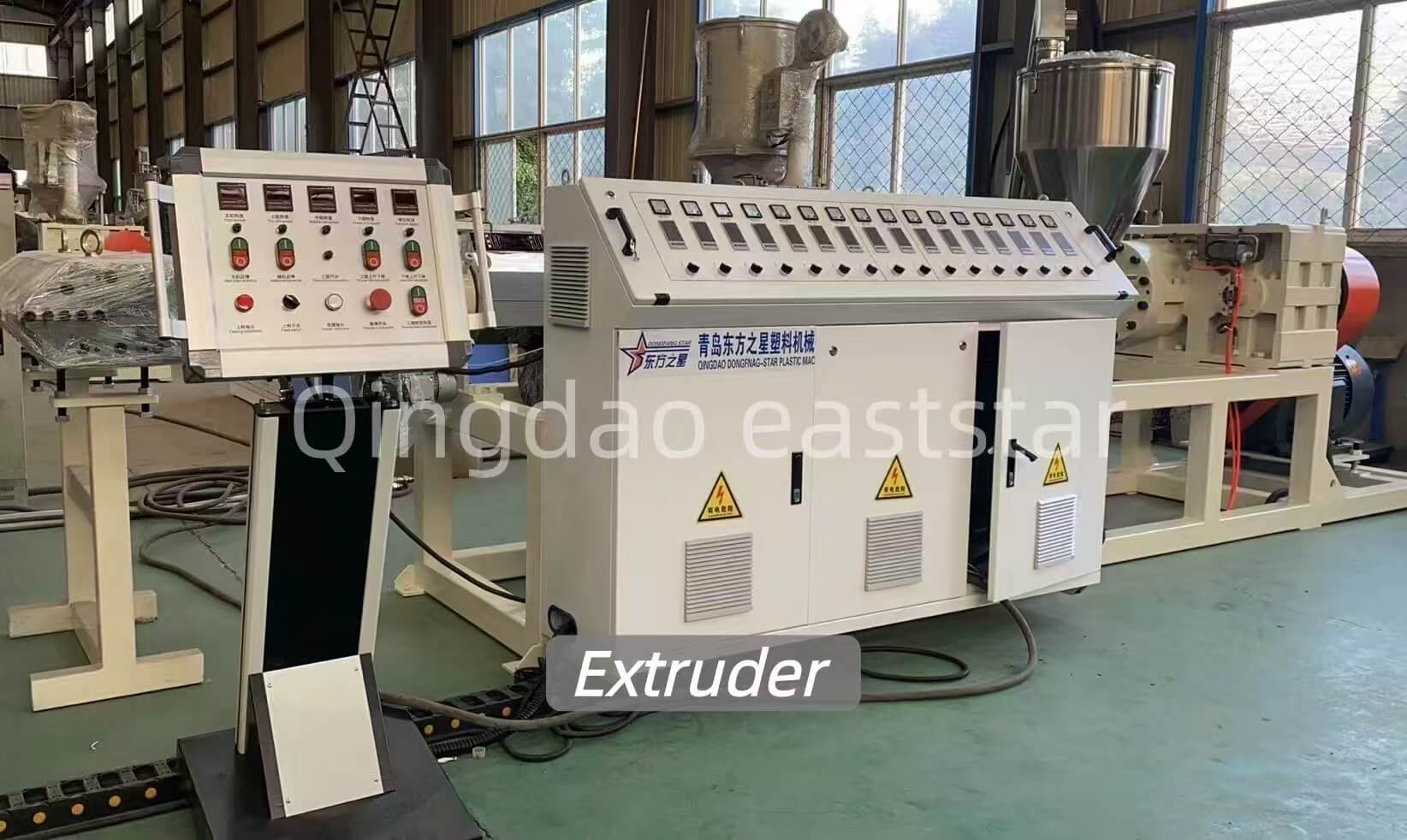 PE drainatze-taula ekoizpen-lerroa