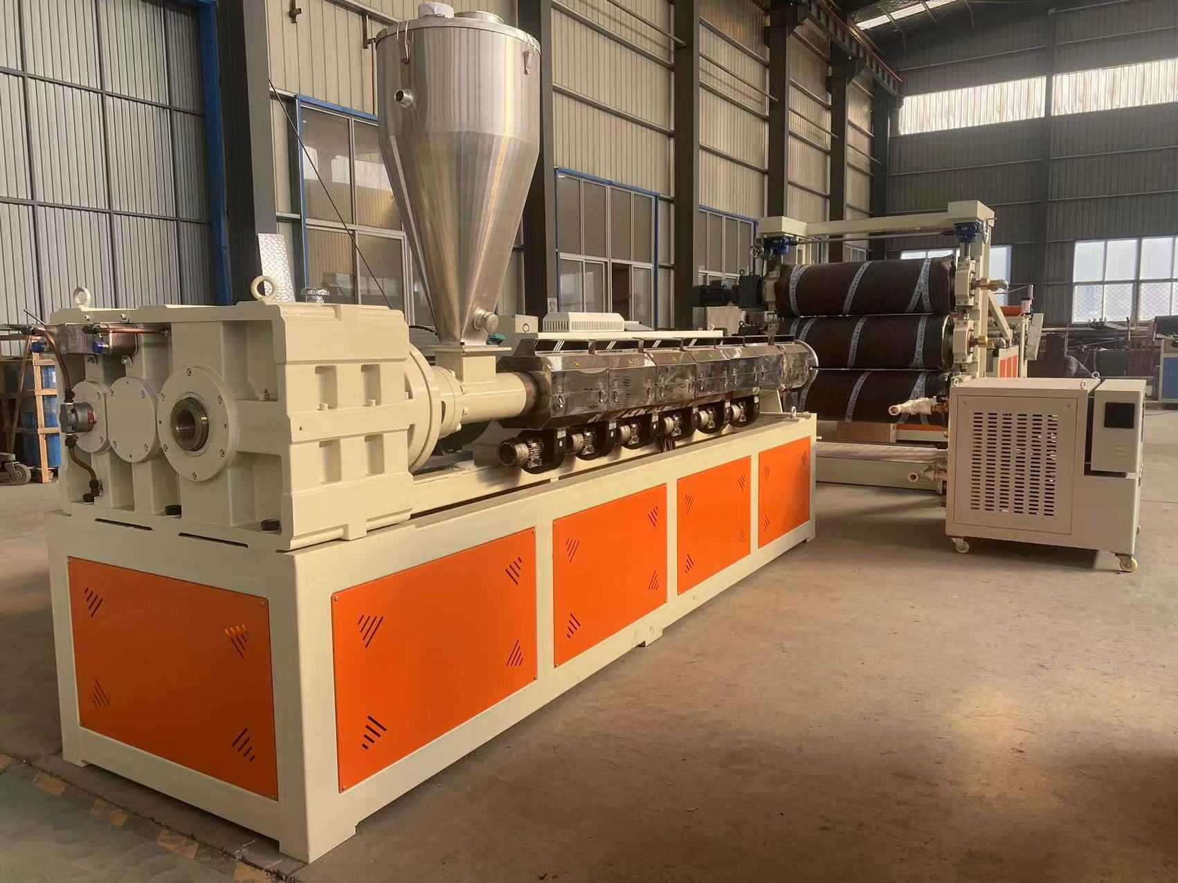 PVC gardena kristalezko taula ekoizpen lerroa